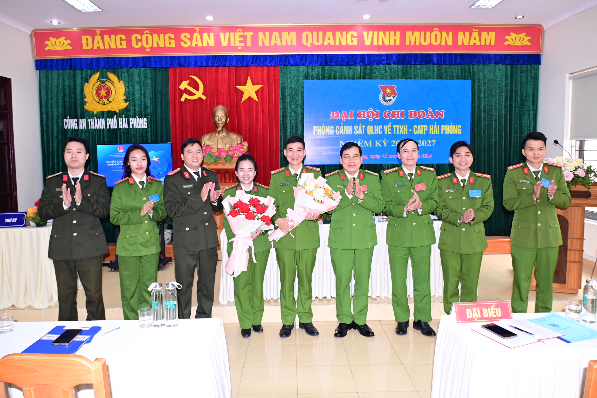 Bầu Ban chấp hành Chi đoàn Phòng Cảnh sát QLHC về TTXH nhiệm kỳ 2024-2027 gồm 5 đồng chí